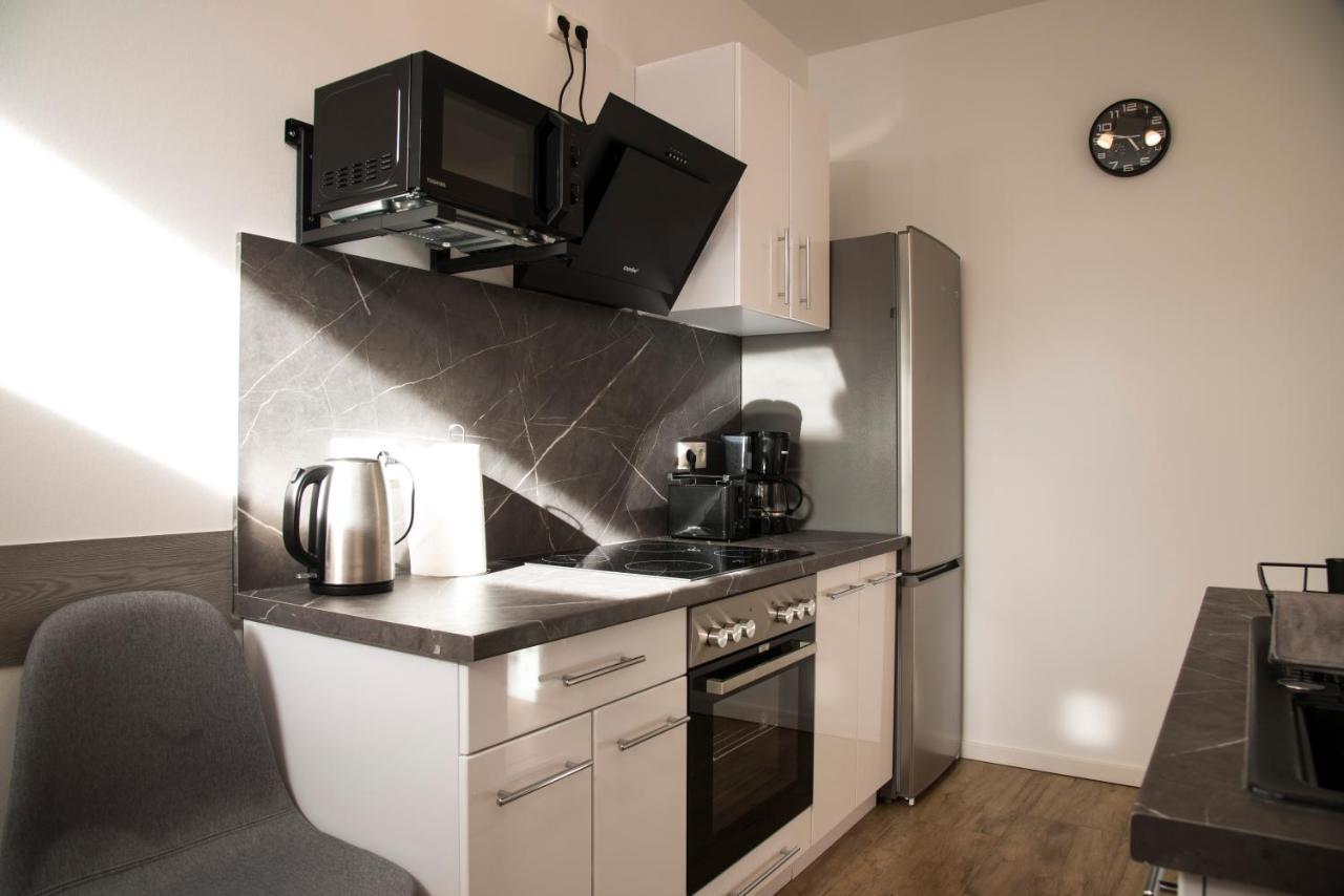 Schoene Ferienwohnung 78M2, 3 Schlafzimmer, 2 Baeder, Zentrumnah, 1Og Erfurt Exterior foto